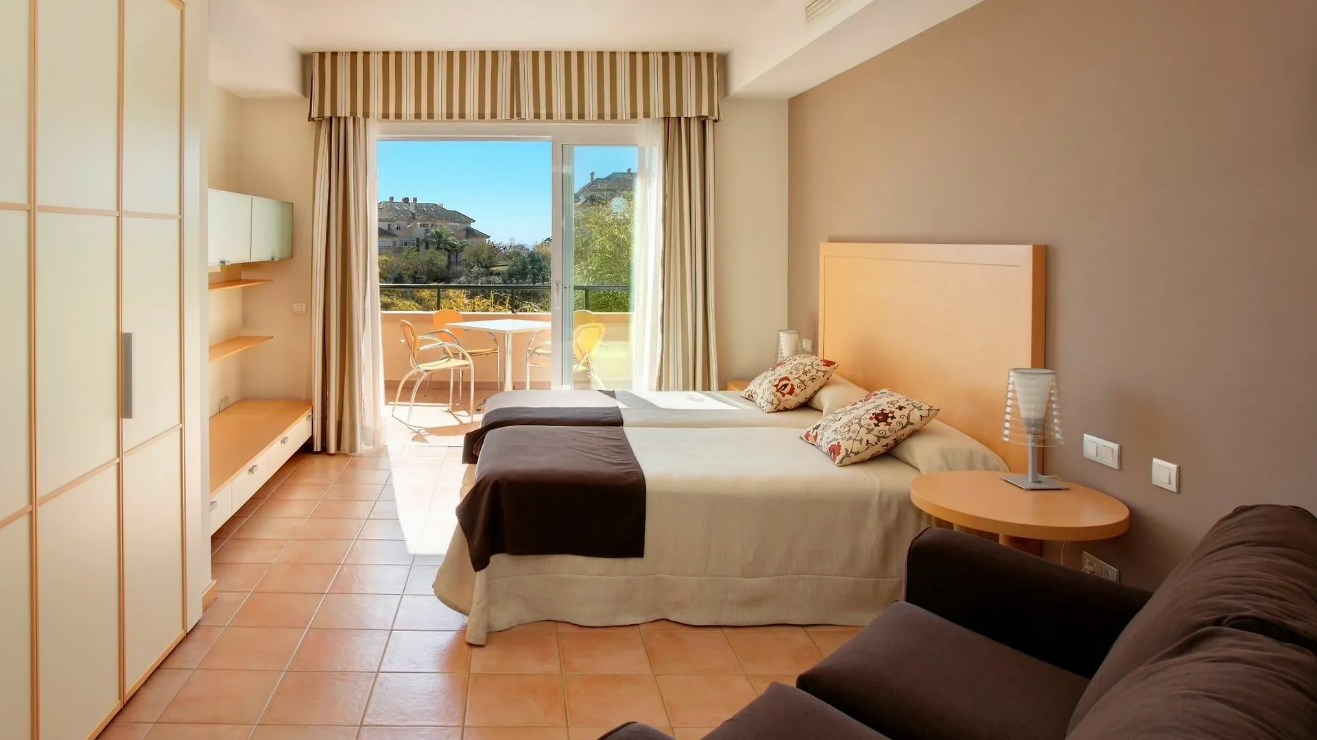 Greenlife Golf Club - Apartment Marbella 0*,  Španělsko